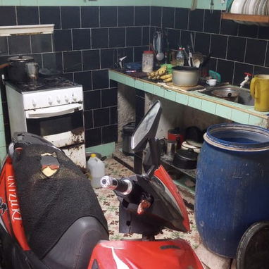 Vendo casa puerta calle 2/4 en el cerro las cañas cerca de vía blanca y la ciudad deportiva - 2/4