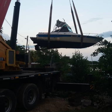 Barco en Varadero de fiberglass - 2/8