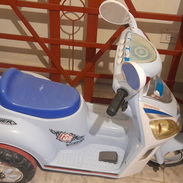 MOTO ELECTRICA DE JUGUETE PARA NIÑOS CON BATERIAS DE REPUESTO - Img 56670420