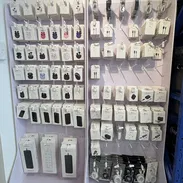 Accesorios de teléfonos por cantidad- cables ,cargadores, audífonos,maouse,micas,forro,pilas,powerbank,OTG,espigas entre - Img 55166917