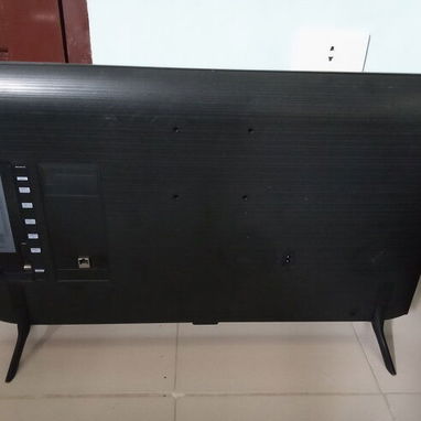 Smart TV Samsung 32" QN32Q60A 4K, QLED de uso, sin defecto ninguno - Img 124269409