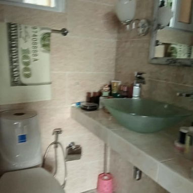 VENTA DE CASA EN HABANA DEL ESTE ( REPARTO BAHIA) - 6/10