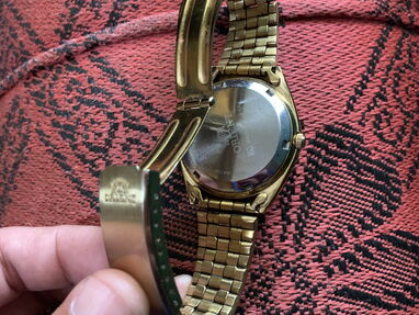Reloj Orient dorado - Img main-image