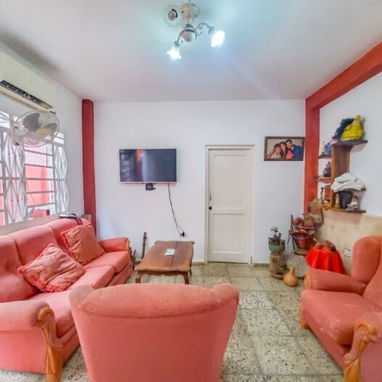 OPORTUNIDAD PARA FAMILIA QUE QUIREN ESTAR JUNTOS PERO NO REVUELTOS, BUEN LUGAR Y PRECIO - 8/9