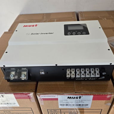 Inversor híbrido Must 3 en 1 de 1,5Kw (real) - Img 124079493