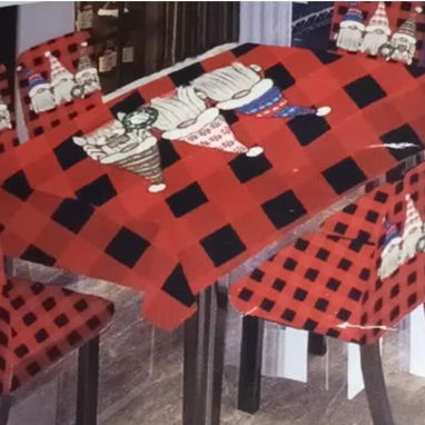Mantel  navideño para mesa con 6 Cobertores para sillas Mantel:152cm x 228cm Cobertores: 40-50cm/40-60cm - 4/8