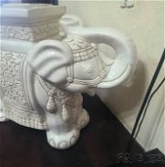 Elefantes Blancos Grandes de Porcelana - Img 45808088