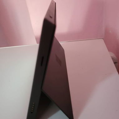 Tablet que funciona como mini Laptop marca Surface  _ i5 de 3 generación - 3/3