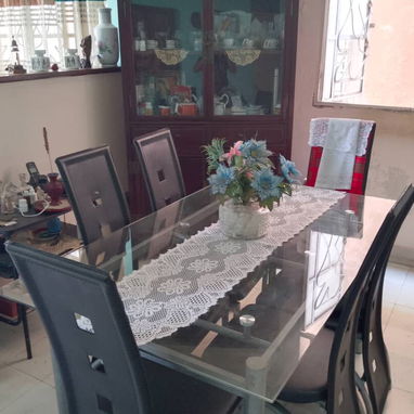 SE RENTA HABITACIÓN PARA ESTUDIANTE EXTRANJERO. FRENTE A LA UNIVERSIDAD. - Img 115585301