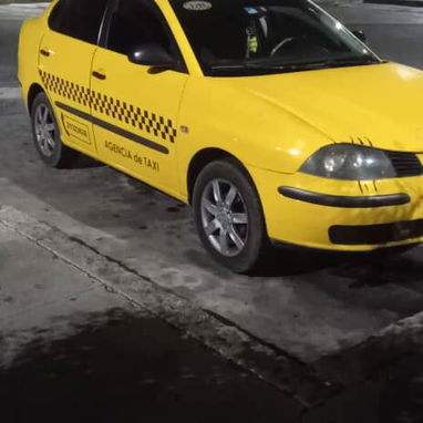 Reserve su taxi seguro , cómodo y confiable - 5/10