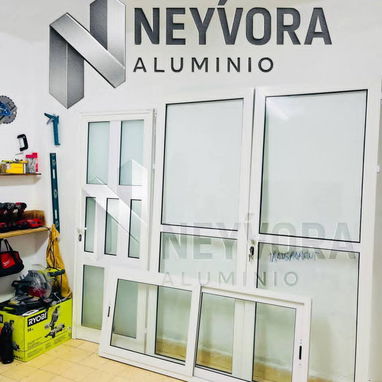 Carpinteria de aluminio y cristal empresa neyvora - Img 115240380