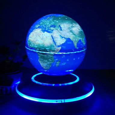 Globo terráqueo levitante. 60 usd Gira completamente en el aire,,, Iluminado en azul brillante Trabaja con 110 y 220 - Img 123187907