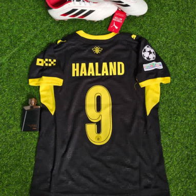 25 USD o al cambio Vendo Camisetas de Fútbol de la Temporada Actual interesados escribir al +5354547044 la tenemos termo - 10/10