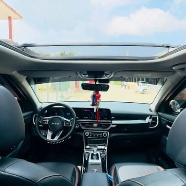 Kia Seltos disponible para la renta - Img 127267148