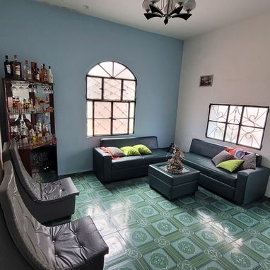 SE VENDE CASA EN CENTRO HAVANA-LEER BIEN LA DESCRIPCIÓN  HAY SE ENCUENTRA TODO - 4/10