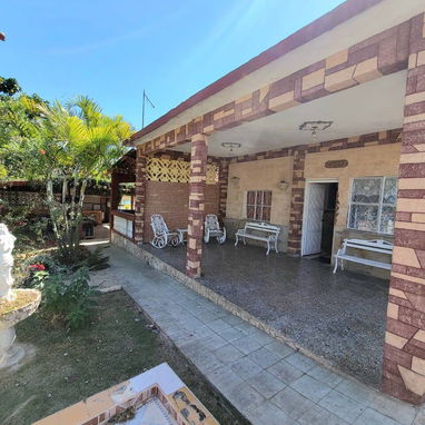 ☀️ Casa con Piscina en Guanabo, La Habana 🌊💦 ¡Ideal para familias y grupos grandes! - Img 98128315