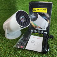 Smart Projector UltraHD Cine en Casa con Android y Conectividad WiFi - Img 54766168