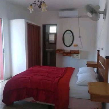 Se renta apto independiente de un dormitorio sin piscina a 3 cuadras de la playa de Guanabo.54026428 - Img 42019882