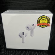 AirPods Pro 3 / Garantía por apple vigente hasta el 17/10/26 - Img 57214359