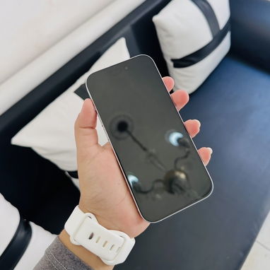 Vendo iPhone 15 Sim física libre de fábrica - Img 121028497