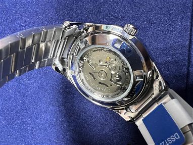 SEIKO 5 Reloj automático de acero inoxidable con esfera azul NEW en caja Diez de Octubre + Garantia 30 días - Img 70273845