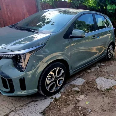 Vendo o negocio kia picanto del 2025 cero milla con 45 kilómetros nada más - Img 102409046