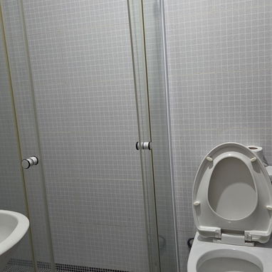 Permuto casa independiente para el Vedado - Img 119688927