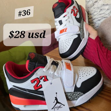 Variedad de tenis Nike, Jordan, Adidas - Img 122663580