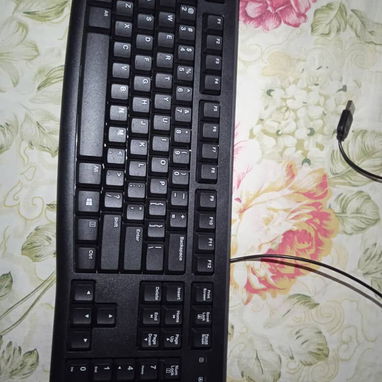 Teclado Logitech nuevecito casi - 3/3