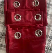 Cortinas rojo vino ( 1.30x 2.10 ) 3 paños x 20usd - Img 49717457