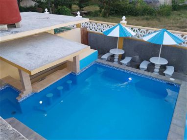 Casa con piscina en la playa de Guanabo. Whatssap 5 295 94 40 - Img main-image