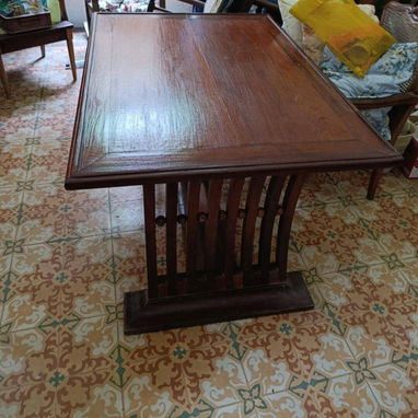 Mesa de madera buena: caoba y cedro - 2/3