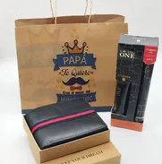 Combo Papá #2 Description Incluye: 1- Estuche para Hombre V.V.LOVE I´M THE ONE 1- Billetera "KEEP YOUR DREAM" negra con - Img 49936604