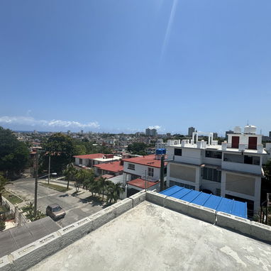 🚨🔥 PLAZA – 2 APARTAMENTOS (NUEVO VEDADO) + AZOTEA LIBRE – TODOS LOS SERVICIOS + AMUEBLADO = 30,000 USD 🔥al 53822315 - Img 114767900