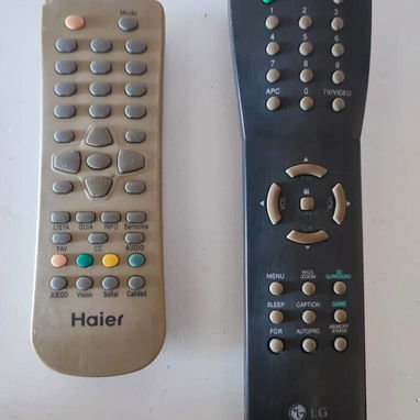 TV CRT LG, cajita y base - 3/3