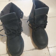 Vendo 2 truzas y un par de botas - Img 45497808