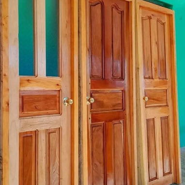 Ventas de puertas de excelente madera - Img 123373366