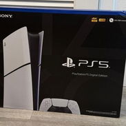 Sí, señor. Esa cuesta 500 USD e incluye los 2 controles DualSense, la base de carga y 1 mes de garantía. 🎮✅ 500 USD - Img 56740522