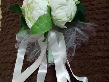 150$ USD traje de novia moderno con corona, velo, ramo de flores, nuevo todo - Img 67143135