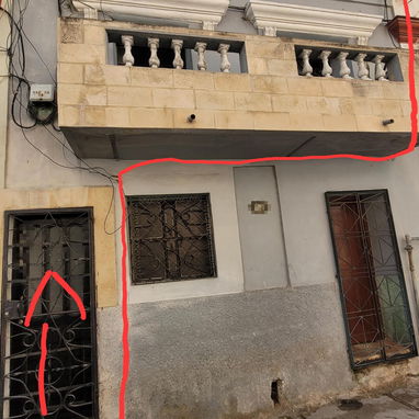 #225 Casa de 3 cuartos, en alto, entrada independiente desde la calle y gas de la calle, Centro Habana. Calle Oquendo. - 2/10