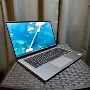 Laptop Dell Latitude 7400 2 en 1 - Img 56159096