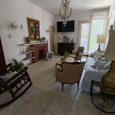 Apto de 3 habitaciones en el vedado con garaje. - Img 121685004
