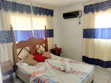Renta de casa con piscina a solo 5 cuadras de la playa de Guanabo 🌅🌴. Reservas por WhatsApp 58142662 - Img 64921171