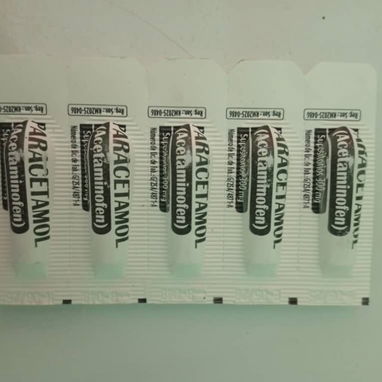 Paracetamol infantil, Ibuprofeno jarabe infantil, Ambroxol ( expectorante)  emulsión de Scott 12 USD , Adevit 11 USD - 8/8