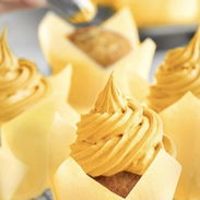 Colorante en gel marca CHEFMASTER Amarillo Dorado - Img 57080914