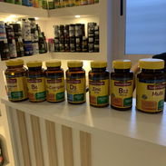 Vitaminas disponible gran variedad - Img 55727600