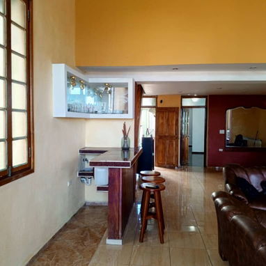 Venta apartamento en una biplanta en el vedado( NH-80) - Img 104762900