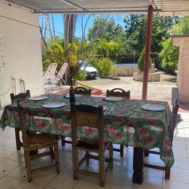 Casa con piscina en Reparto de los Rusos - 7/10