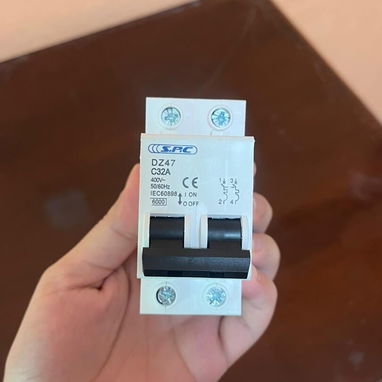 ⚡ ¡Protege tu instalación eléctrica. Tenemos breakers y cuchillas de calidad. ⚡ - 5/10