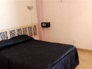 Apartamento de 2 cuartos, 2 baños en la Habana vieja - Img 65497703
